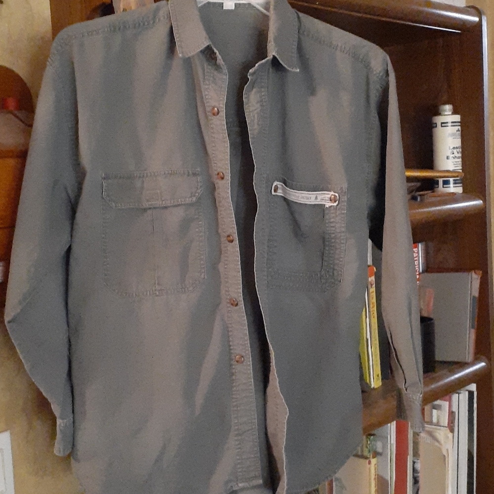 Button down shirt - Picture 2 of 2